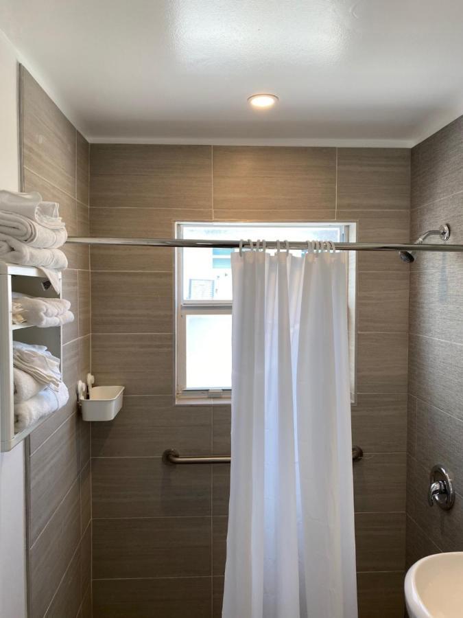 The Mariner Suites Голливуд Экстерьер фото